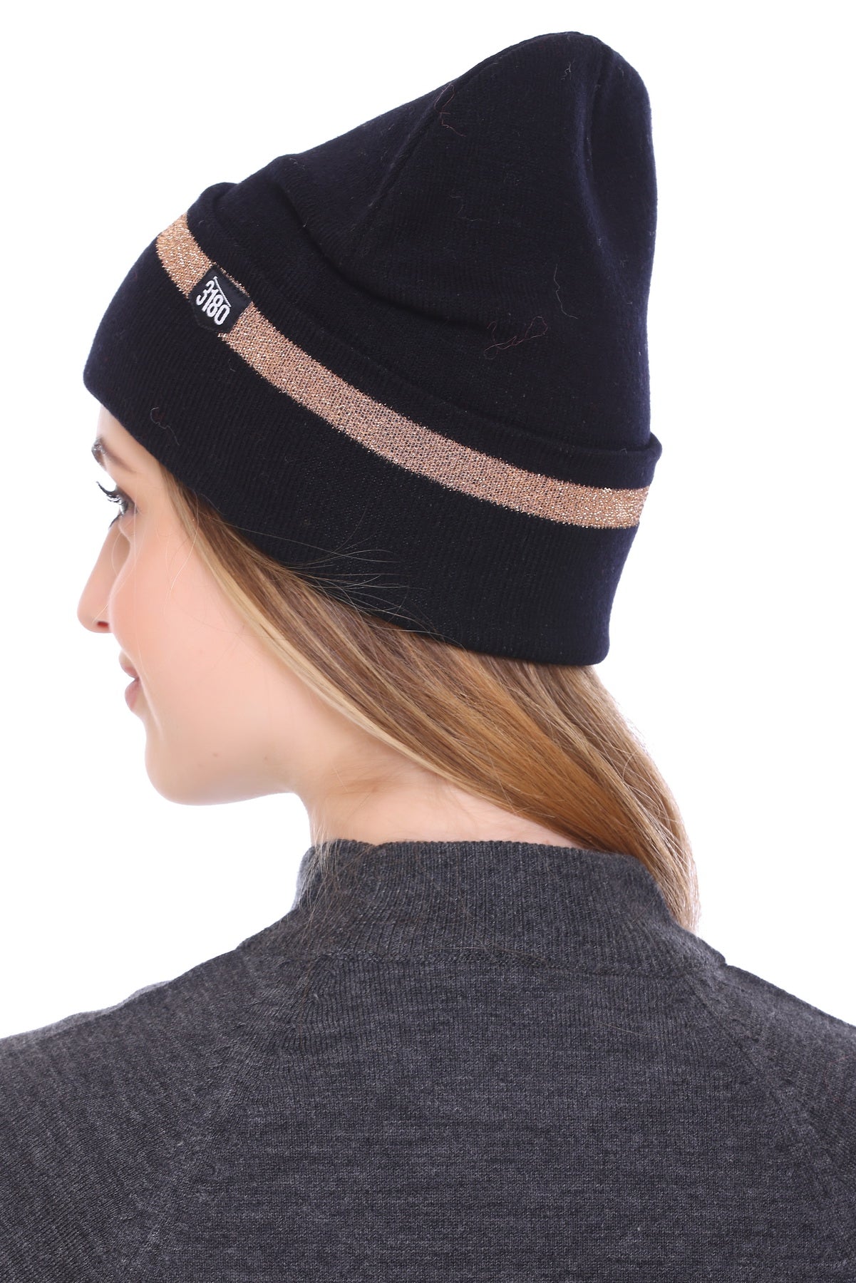 Snuggle Chic: Ladies Winter Black Beanie Cap for Ultimate Comfort and Warmth