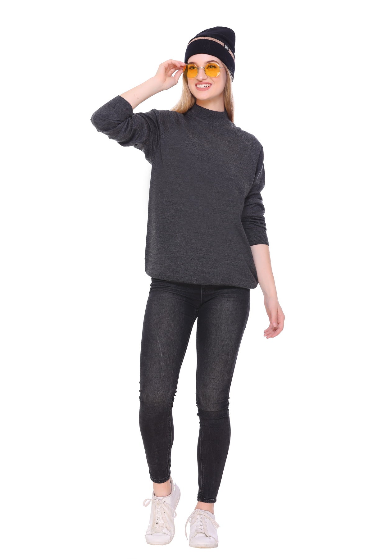 Snuggle Chic: Ladies Winter Black Beanie Cap for Ultimate Comfort and Warmth