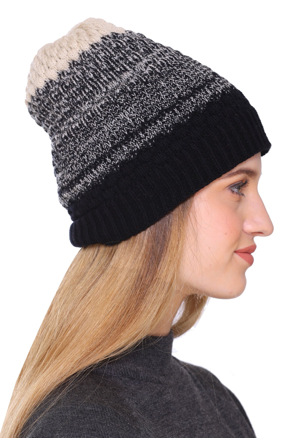 Chic Noir Elegance: Black and Beige Blend Ladies Winter Cap for a Stylish Winter Statement